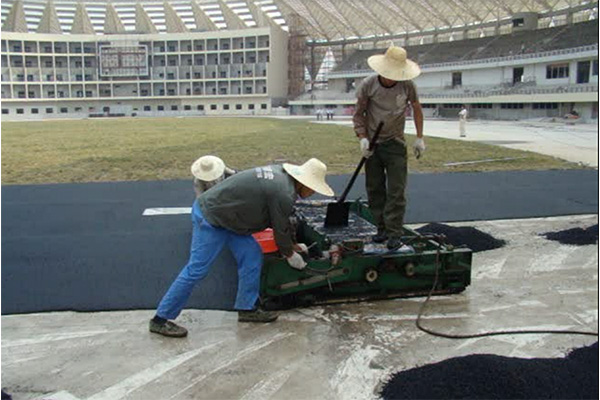 Aplicació de la màquina de pavimentació EPDM2