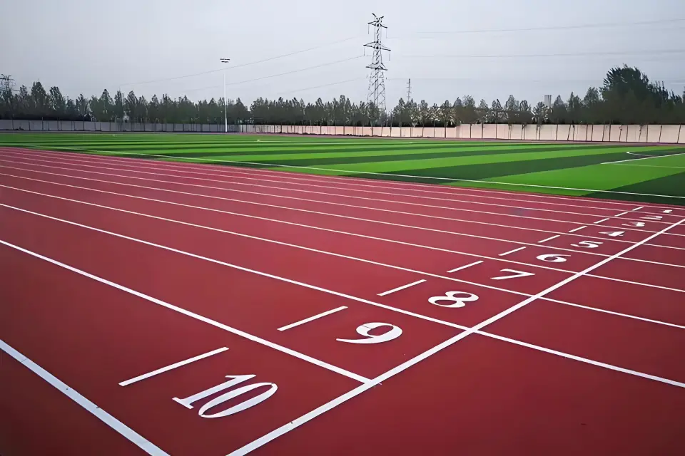 Guide to All-Weather Running Track Surfacing 10 what is an Athletics Tracks (2)