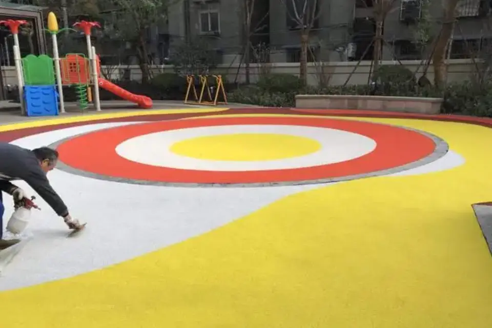 Krāsu EPDM granulu segums (2)